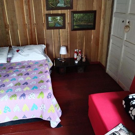 Tarragona Hostal Santa Rosa de Cabal Kamer foto