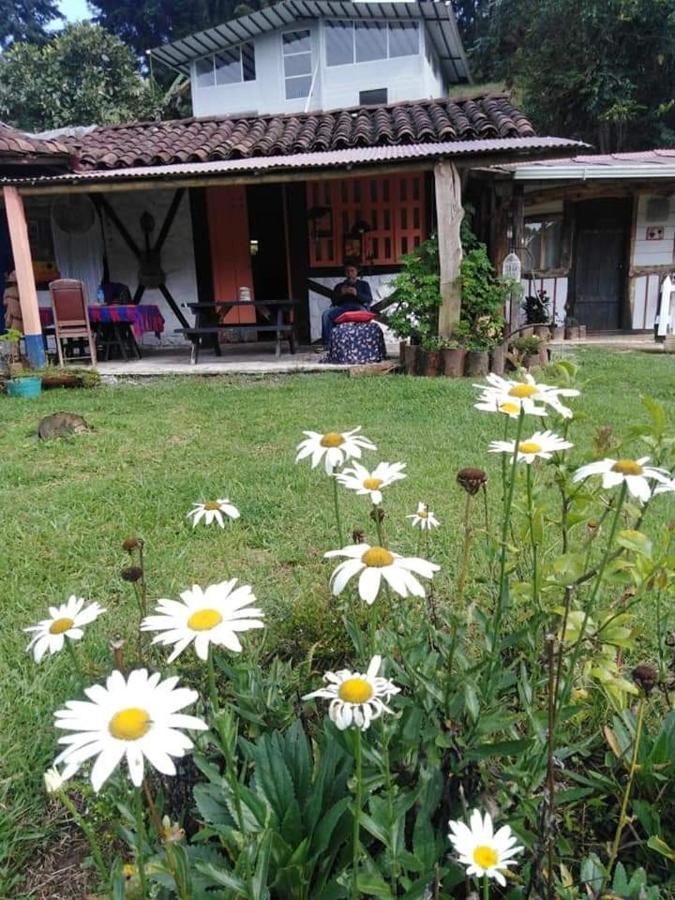 Tarragona Hostal Santa Rosa de Cabal Buitenkant foto